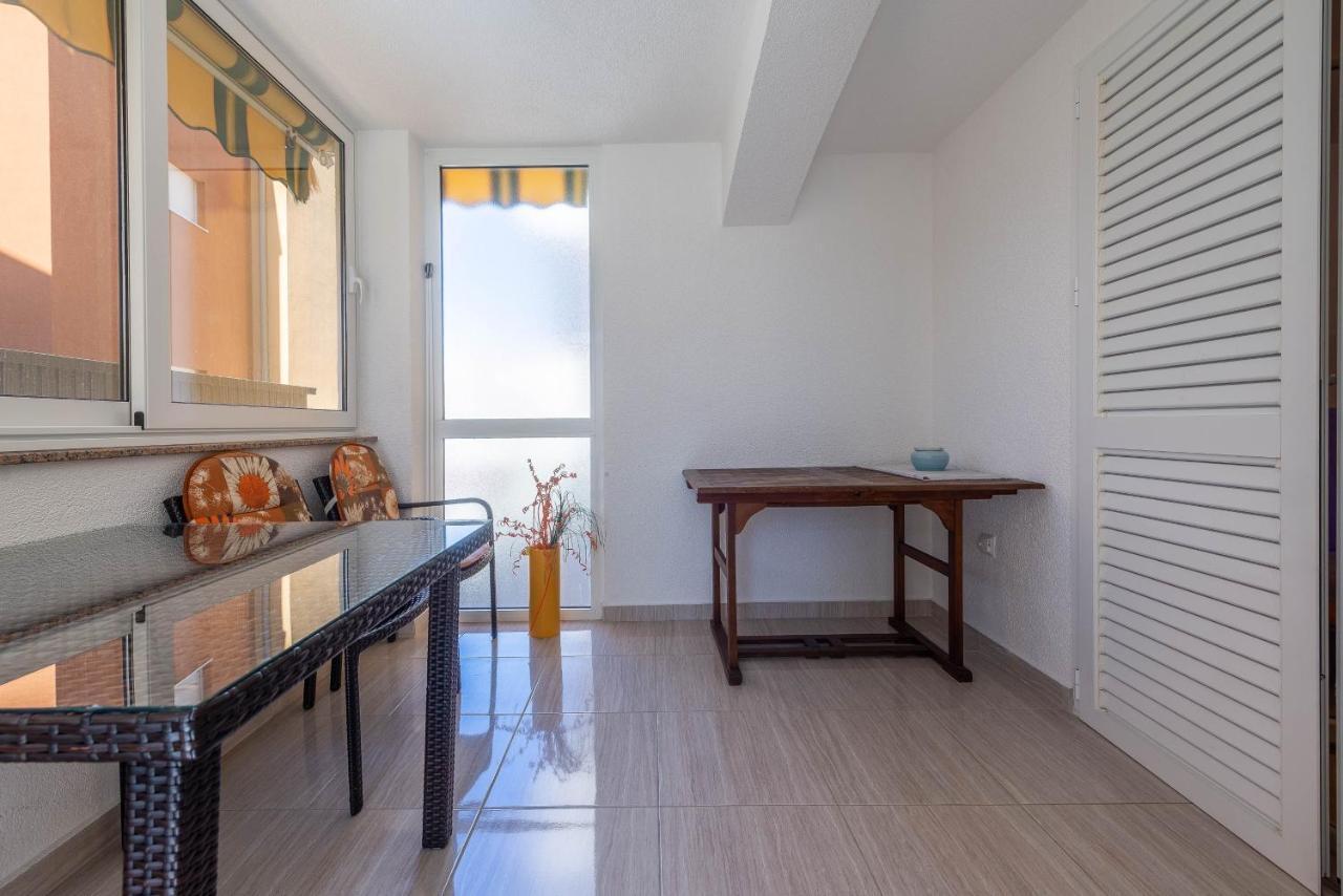 ויר Niko Apartment מראה חיצוני תמונה